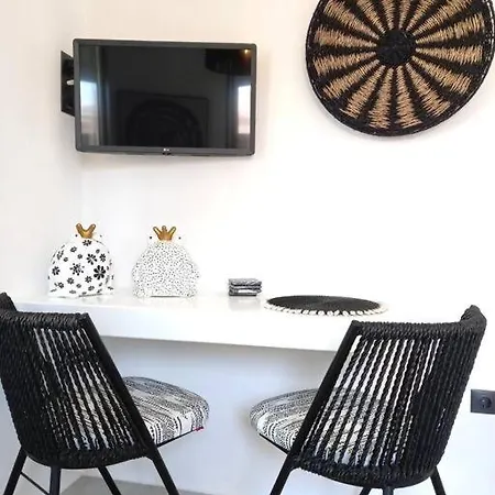 Luxury Boutique With Jacuzzi In Appartement